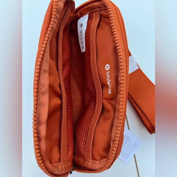 Lululemon Belt Bag Burnt Orange 1L - Picture 7 of 8